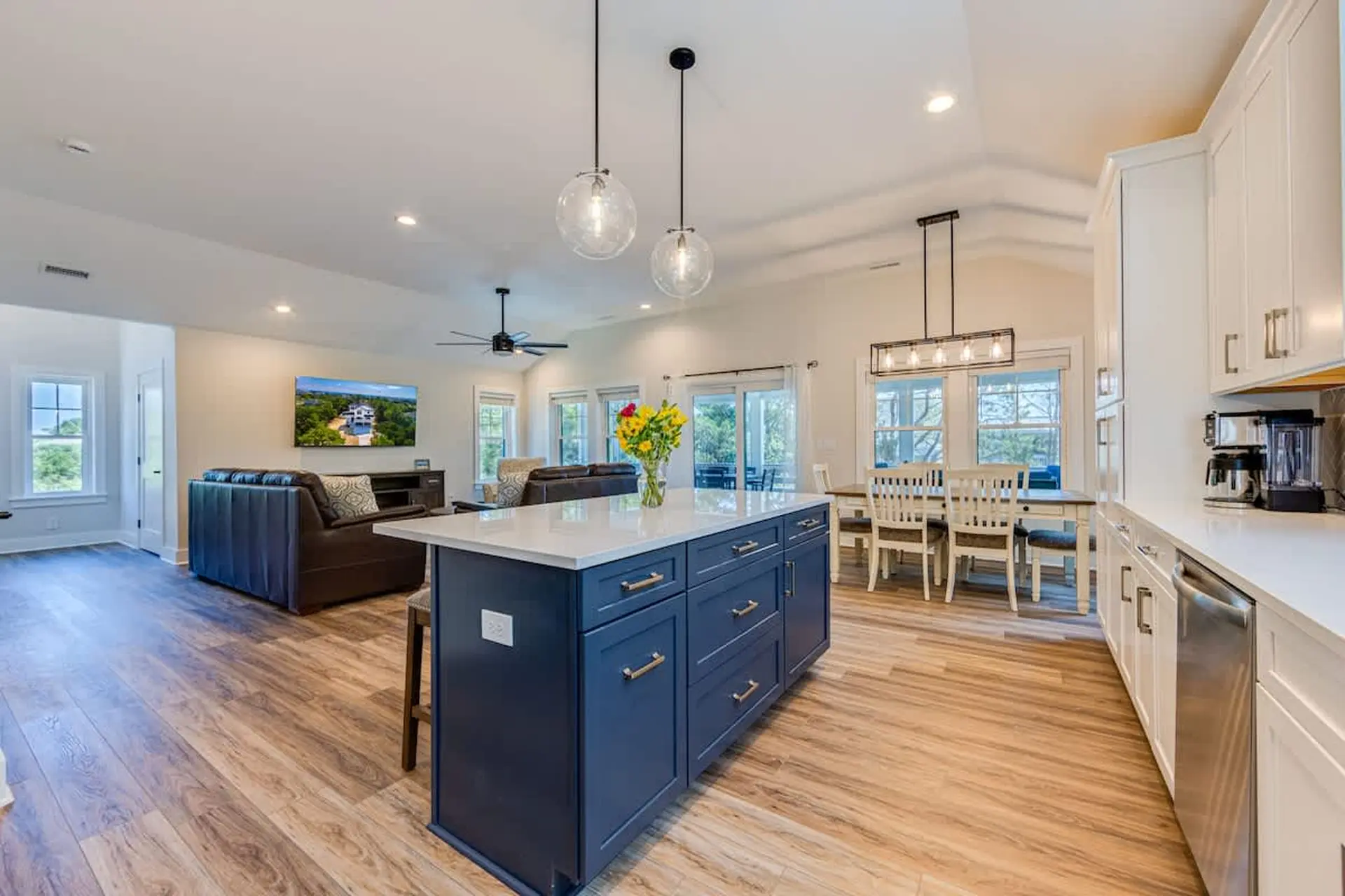 Gone Coastal - Image 8