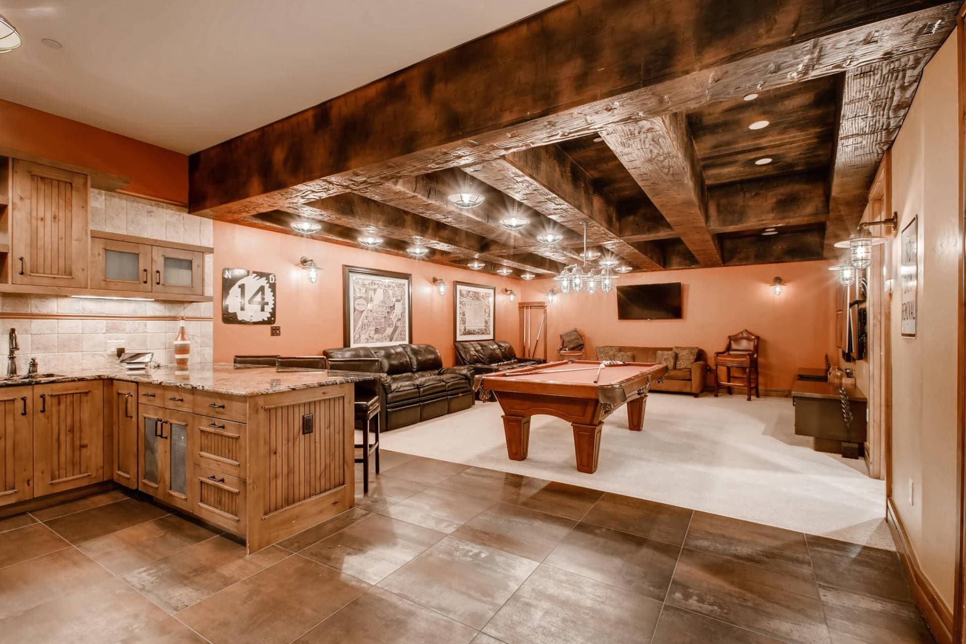 Warming Hut - Image 12