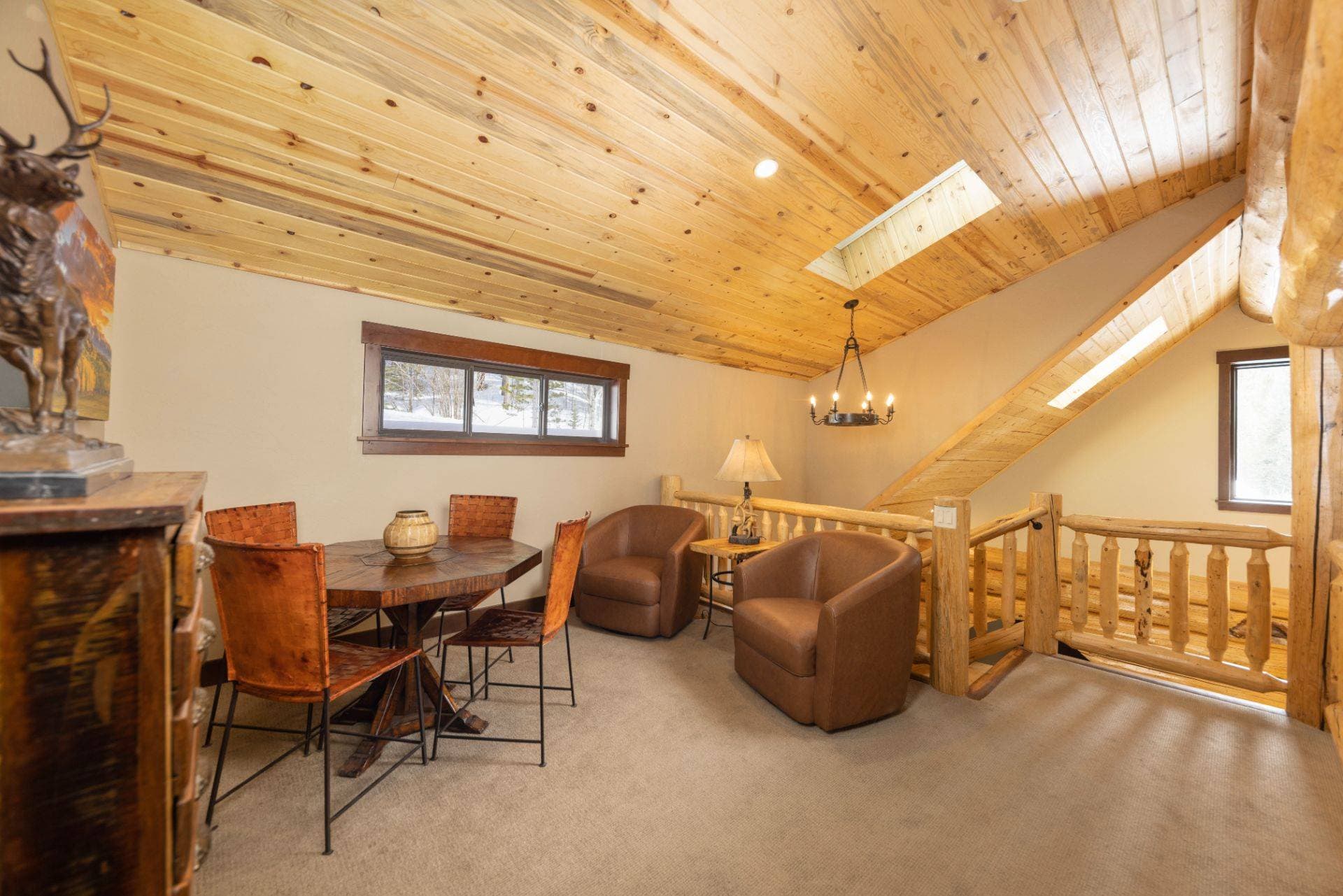 Pine Ridge Cabin - Image 28