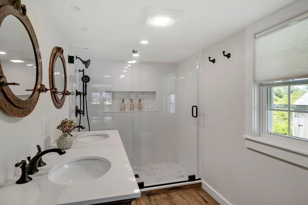 Sail Loft - Image 26