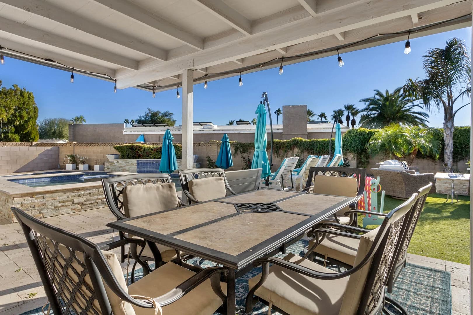 Paradise Escape - Image 39