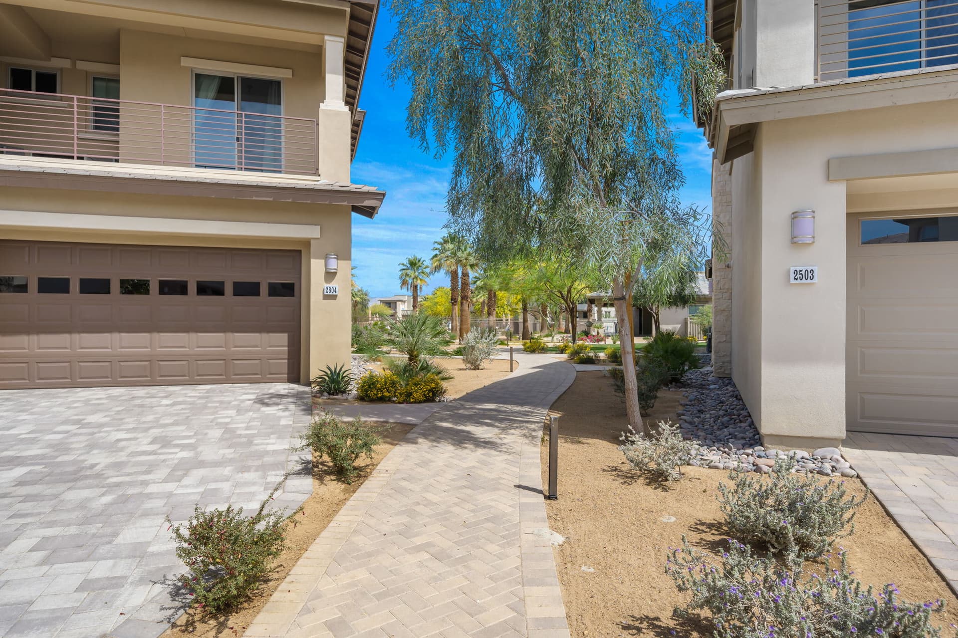 Stay Savvy in Palm Desert - Image 39