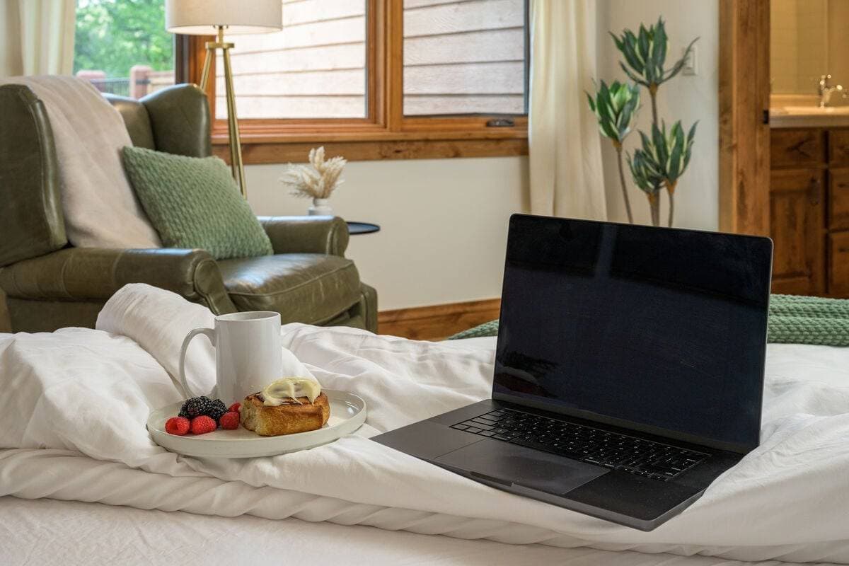 Four Sisters - Image 78