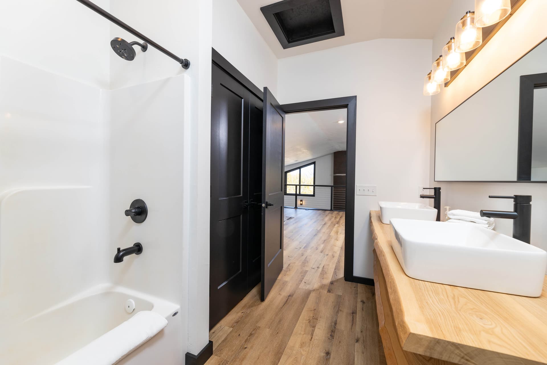 Flint Ridge - Image 31