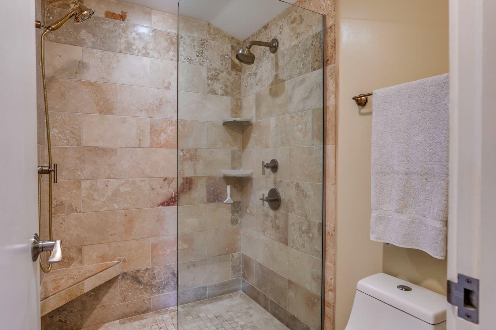 Kapalua Golf Villas 11P5-8 - Image 95