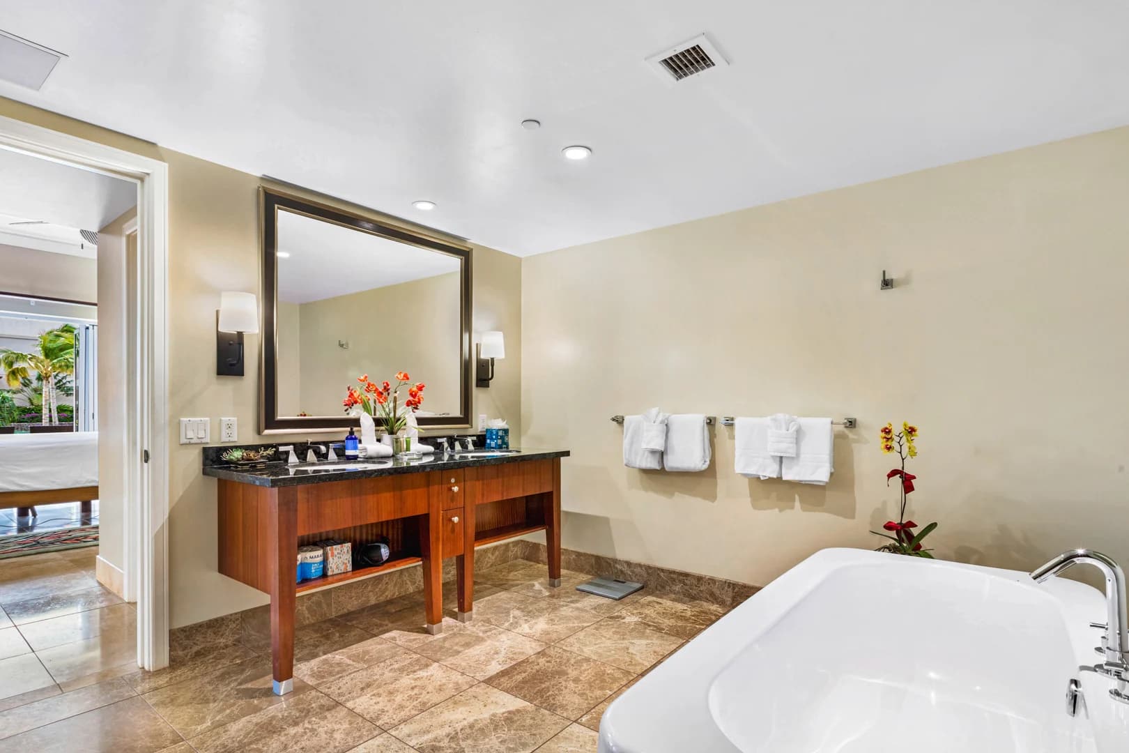 Blue Hokulani Residence - Image 15