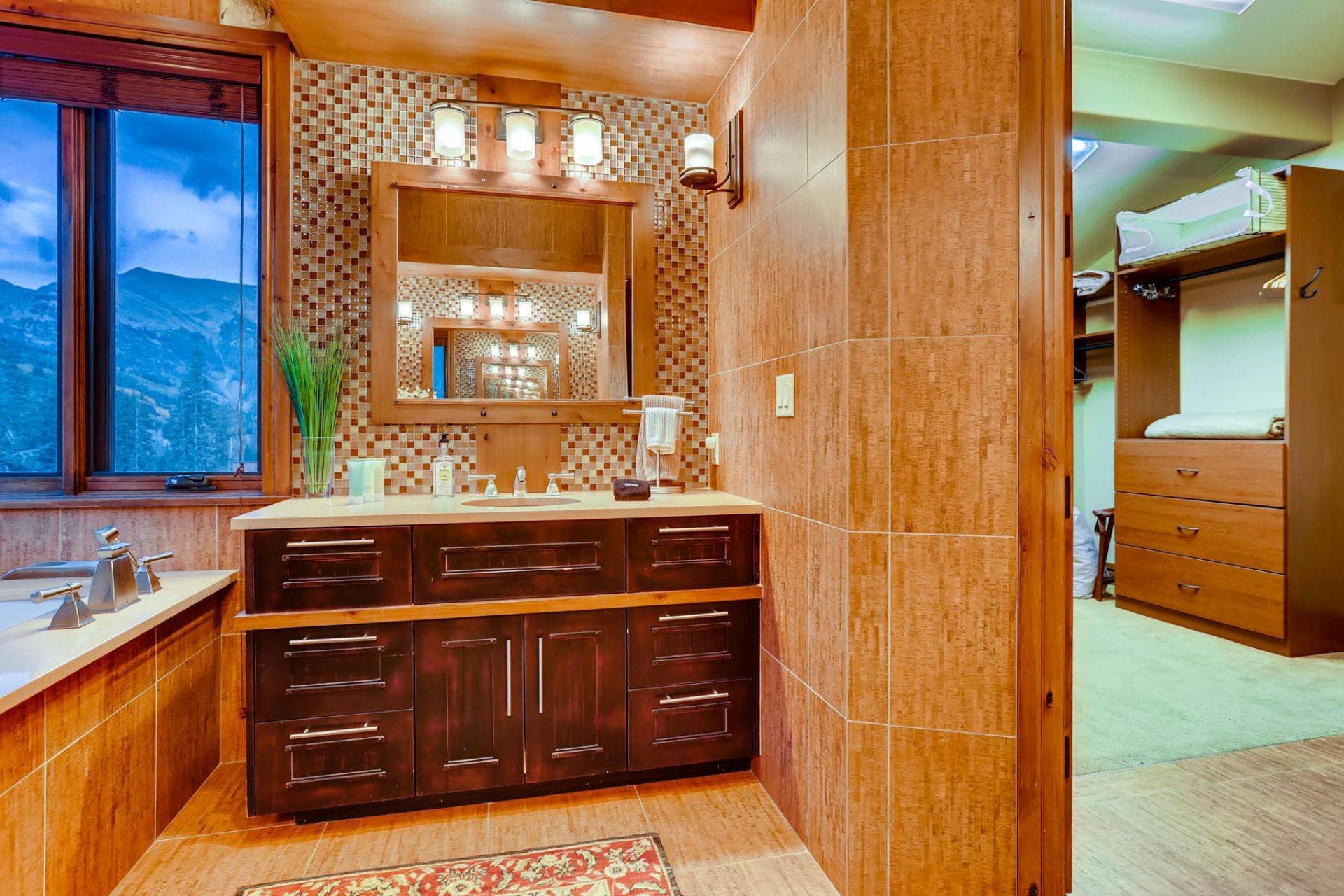 Warming Hut - Image 27