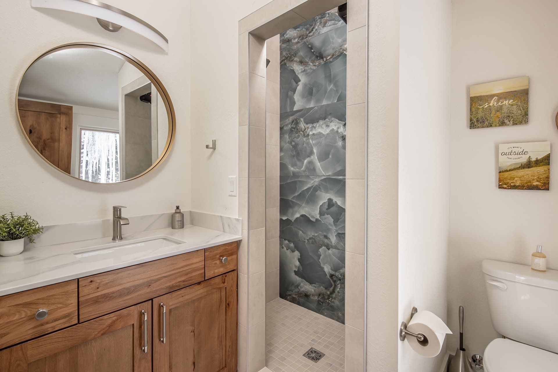 Lone Mountain Lookout - Image 26