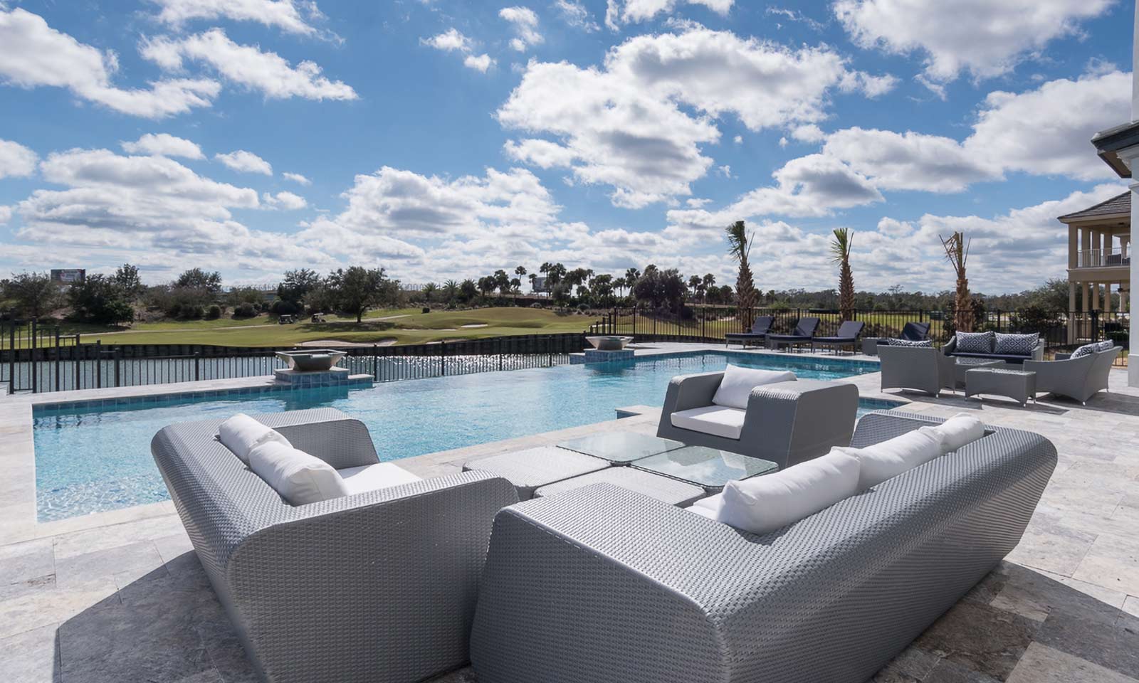 The Outstanding Oasis - Image 59