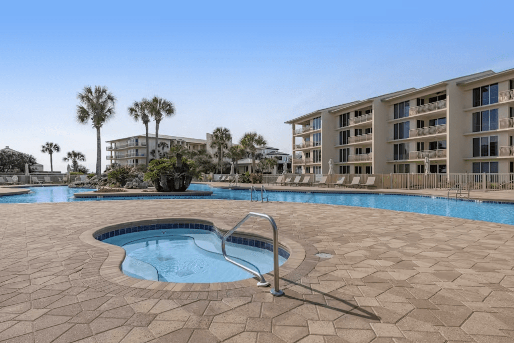 Beachy Keen Retreat - Image 23