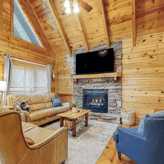 Fox Valley Lodge - Image 1