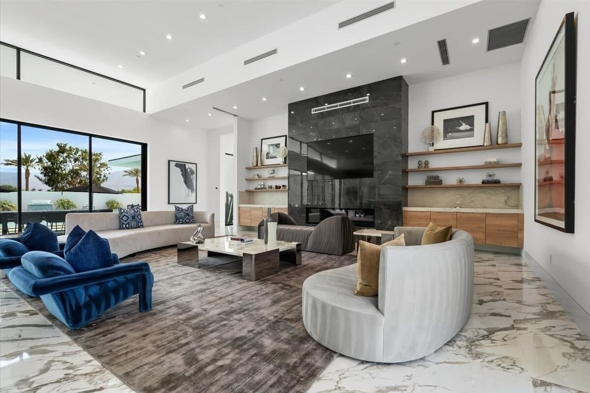 Bravo Villa #11 - Image 4