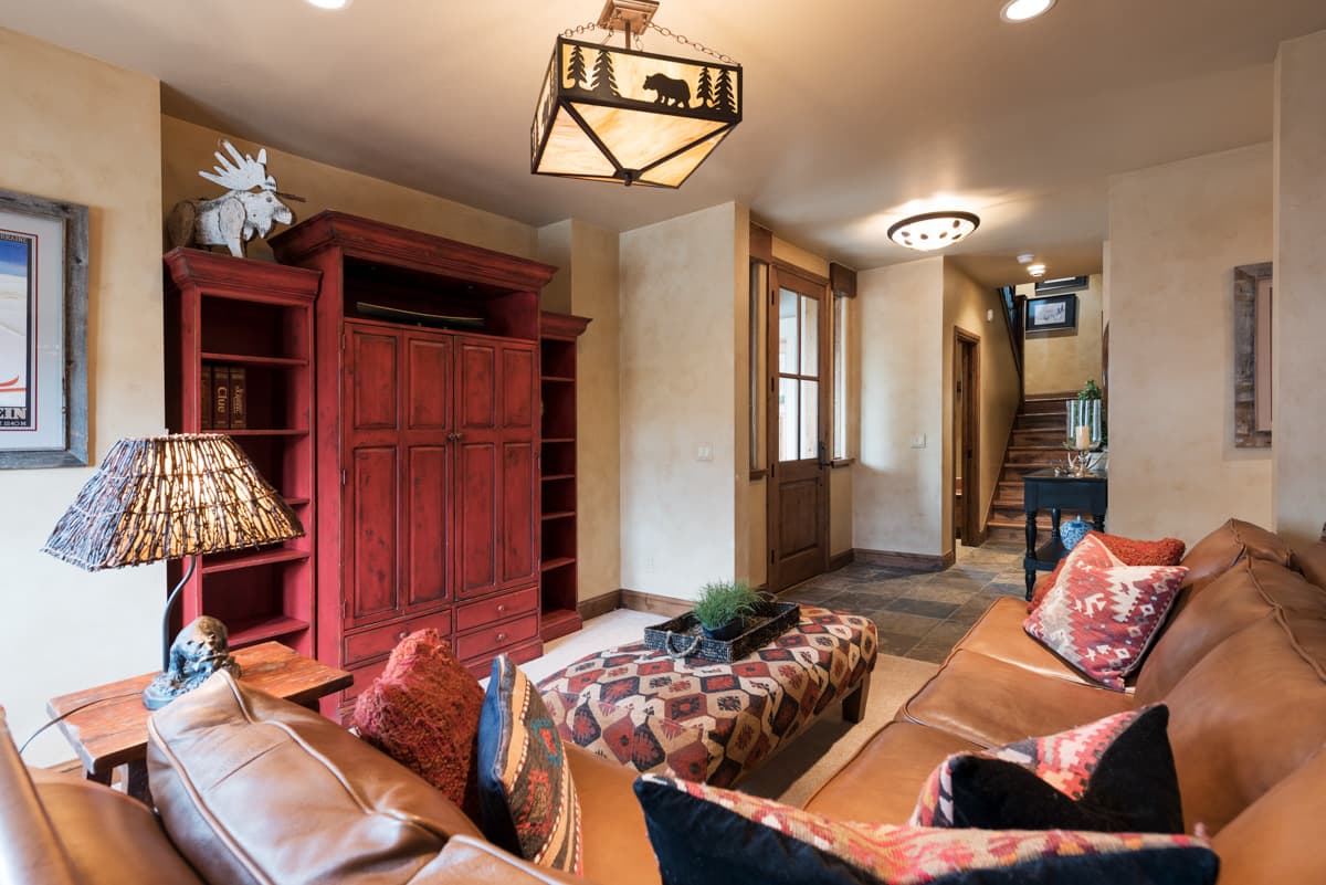 Park Avenue Home - Image 25