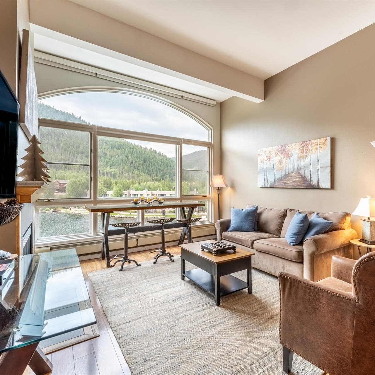 Evergreen Escape - Image 1