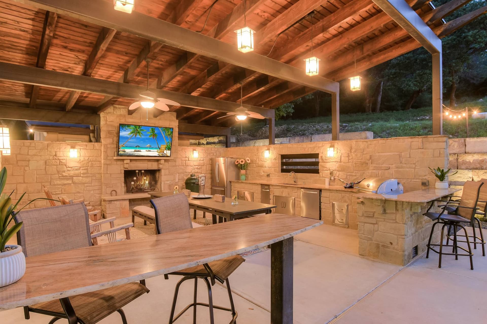 Hillside Oasis - Image 7