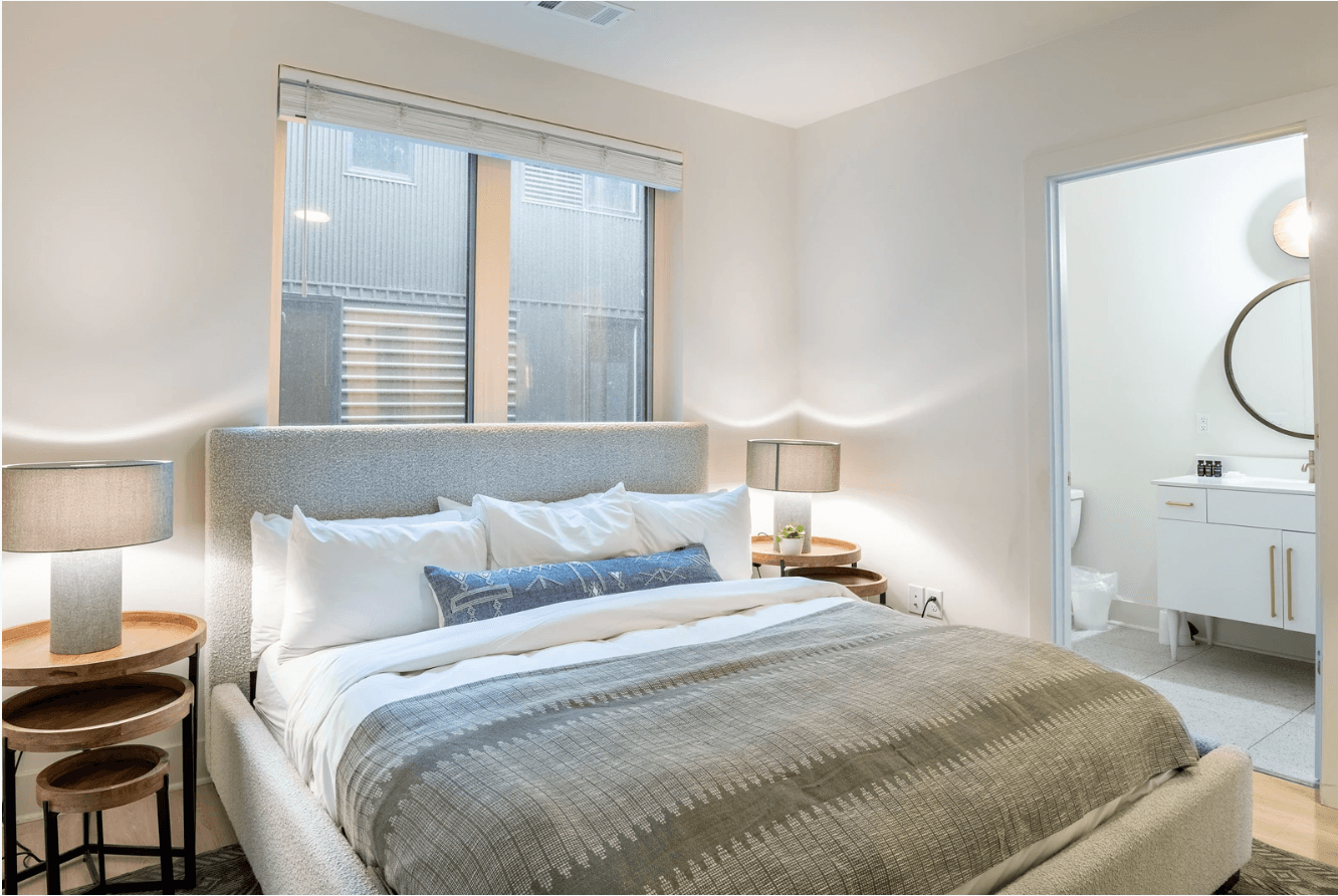 Broadway Residence - Image 10