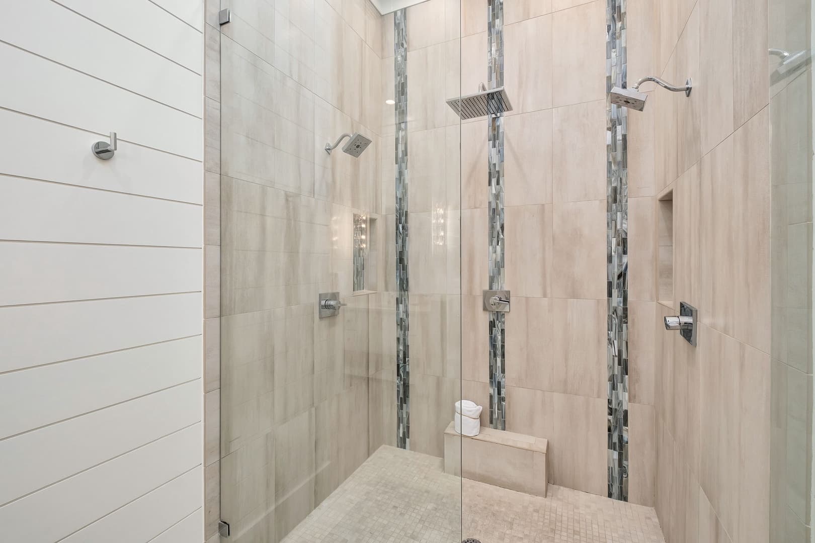 Seaside Serenity - Image 39