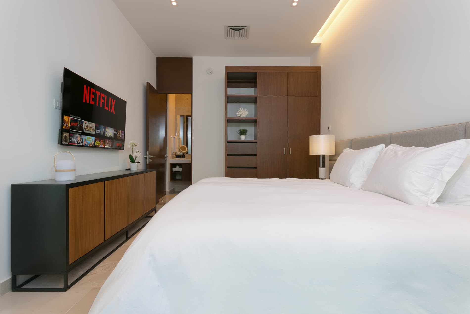 Ocean Sky Residence - Image 17