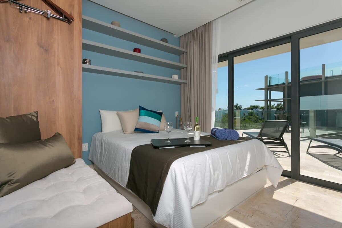 Beach Feather Residence - Image 22