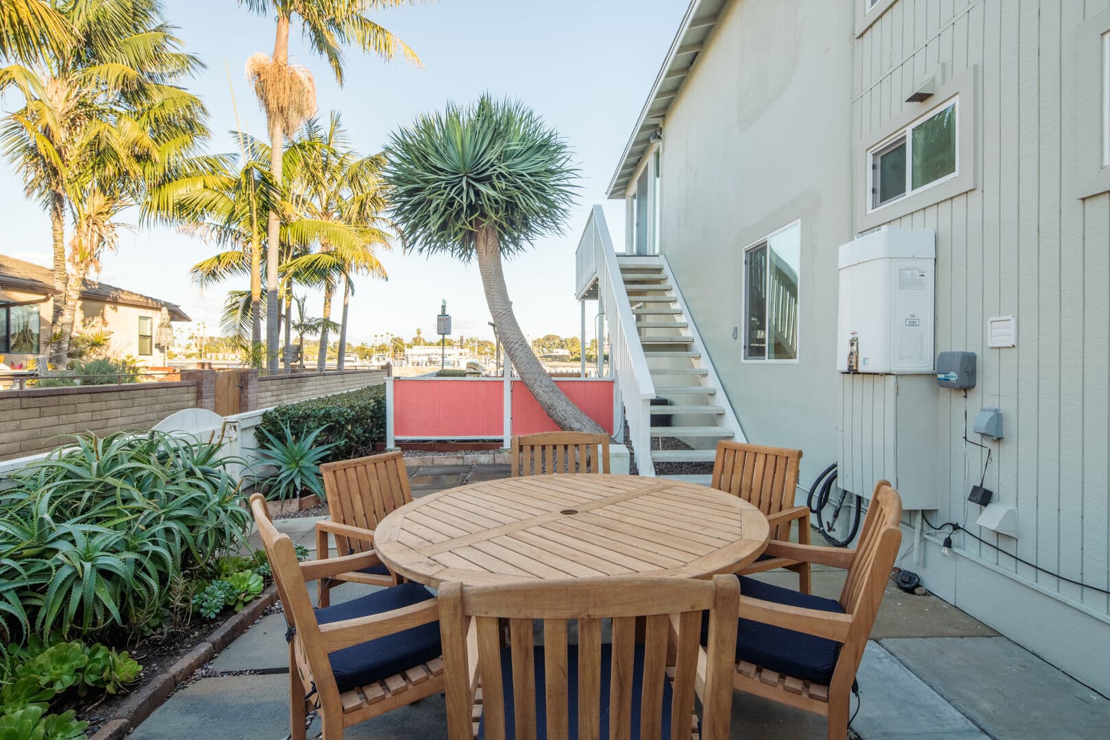 Surf and Bay B Home - Image 17