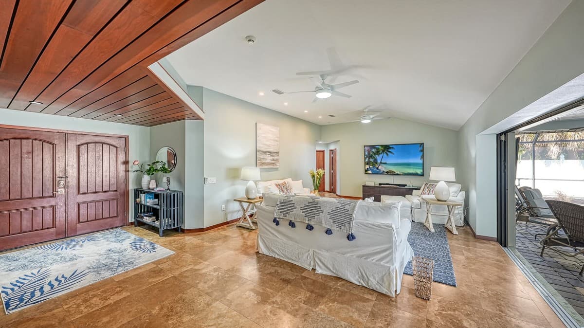 Bali Hai Home - Image 9