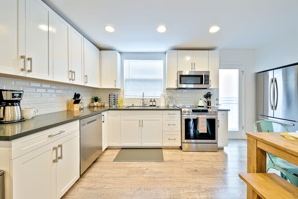 Retreat Compound - Image 5