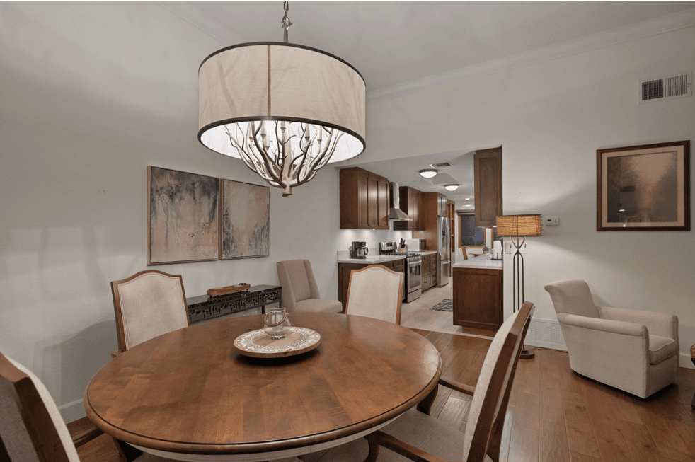 Wells in La Rocca - Image 19