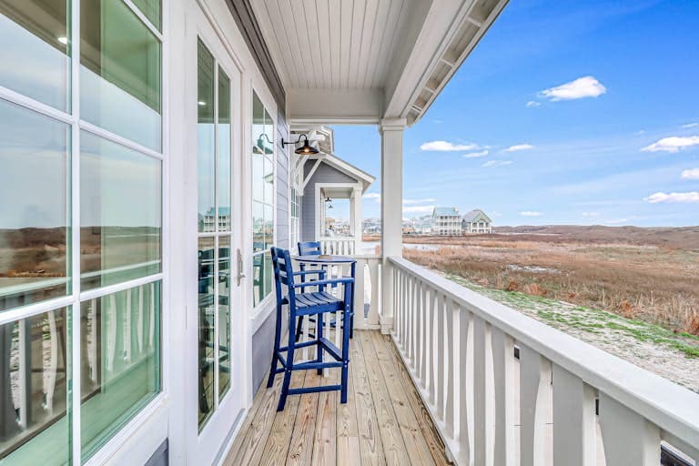 Commodore’s Hideout - Image 4