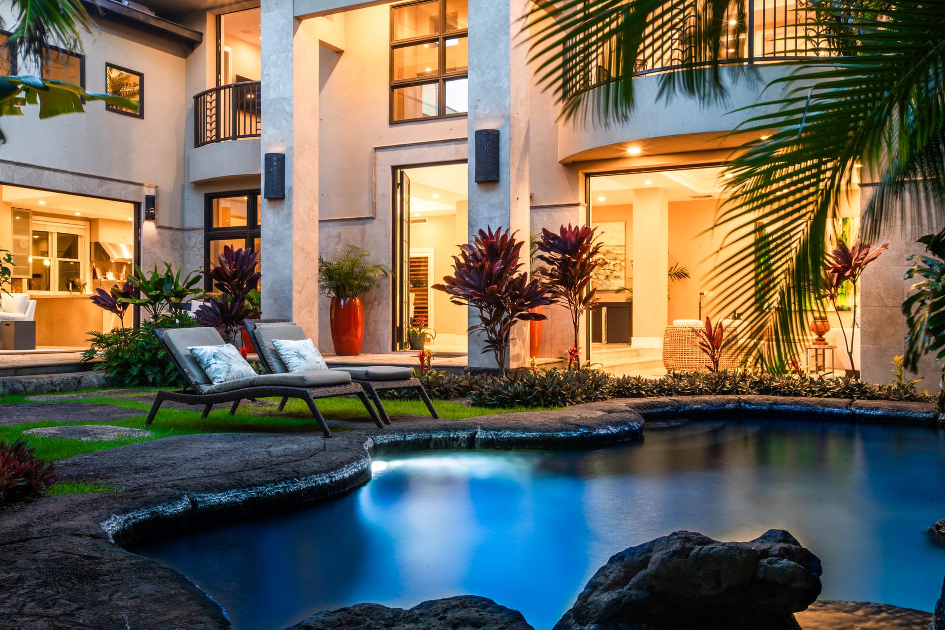 Pili Pono - Image 114