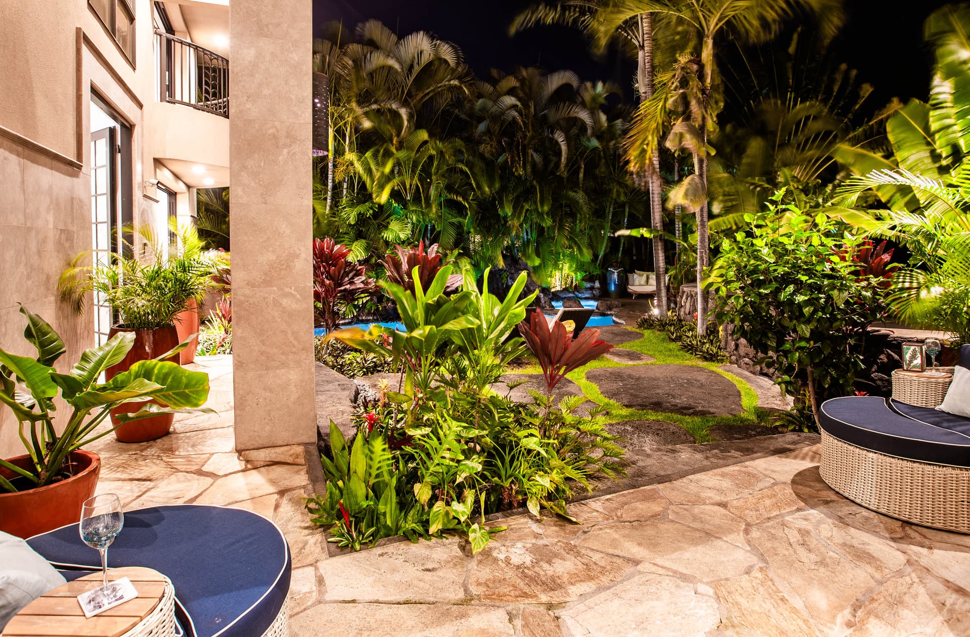 Pili Pono - Image 128