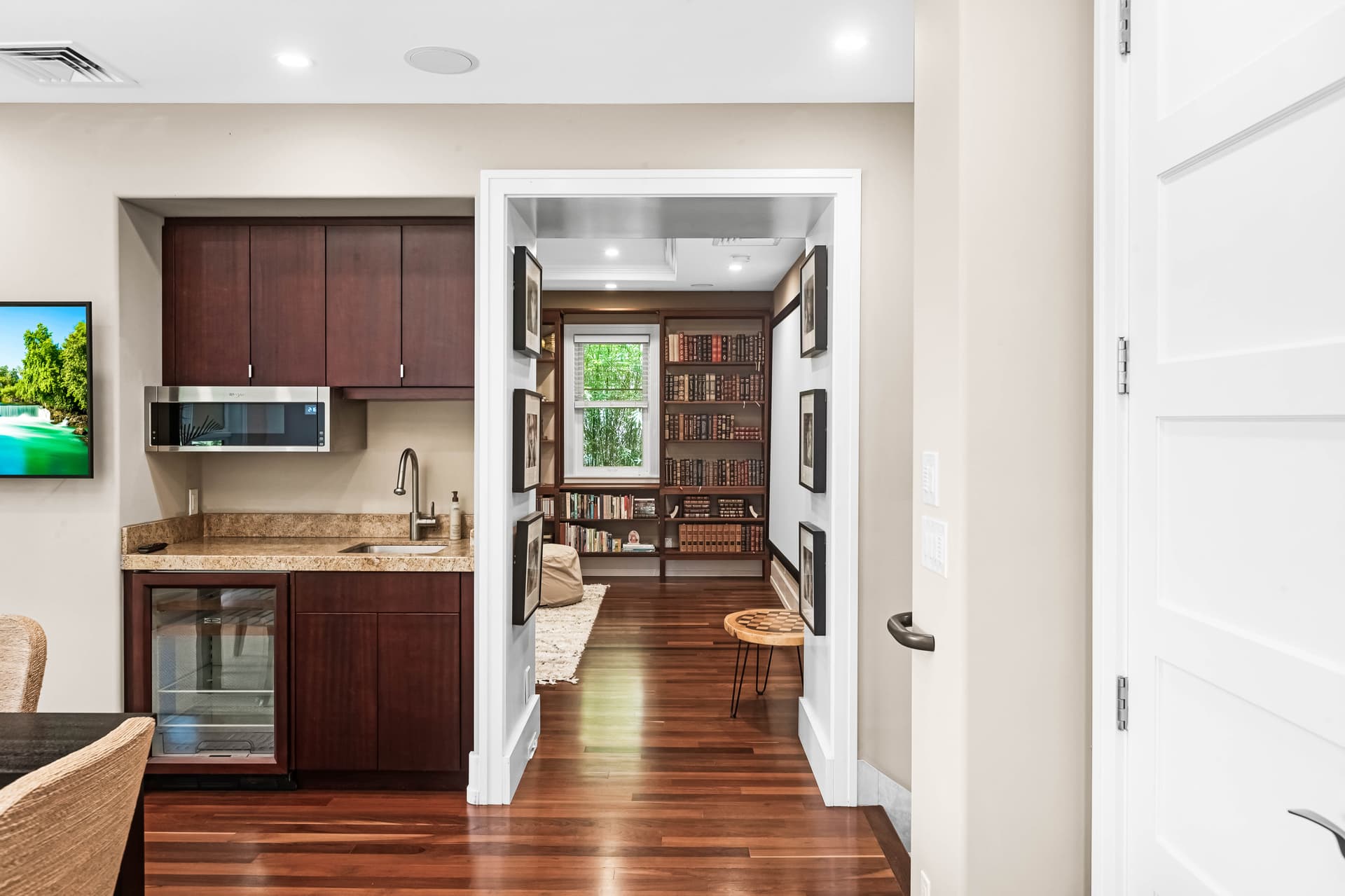 Pili Pono - Image 34