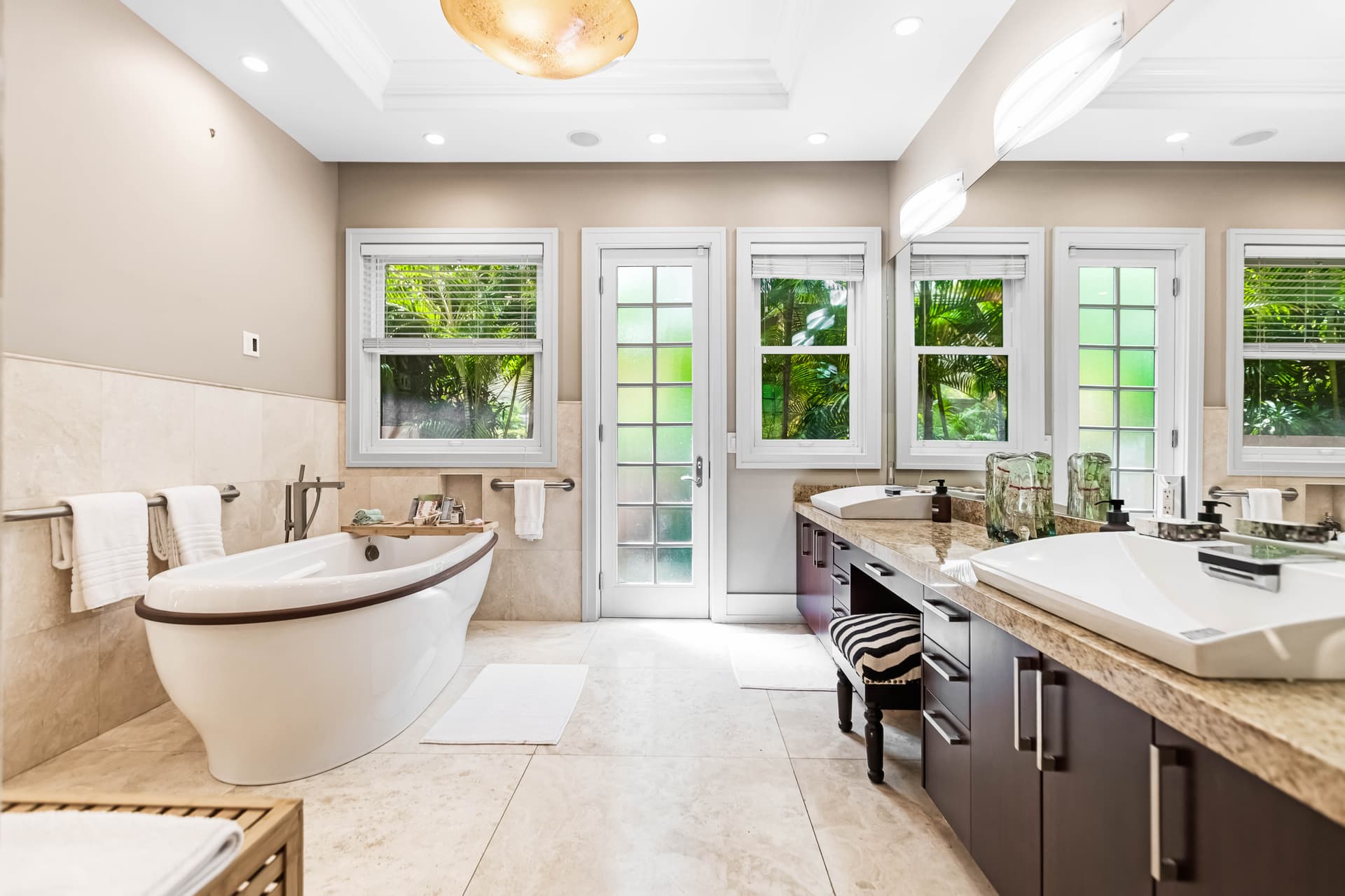 Pili Pono - Image 43