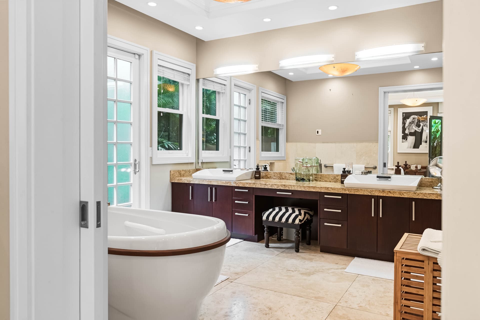 Pili Pono - Image 45