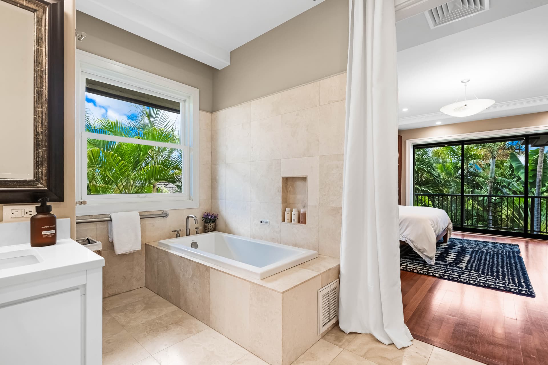 Pili Pono - Image 64