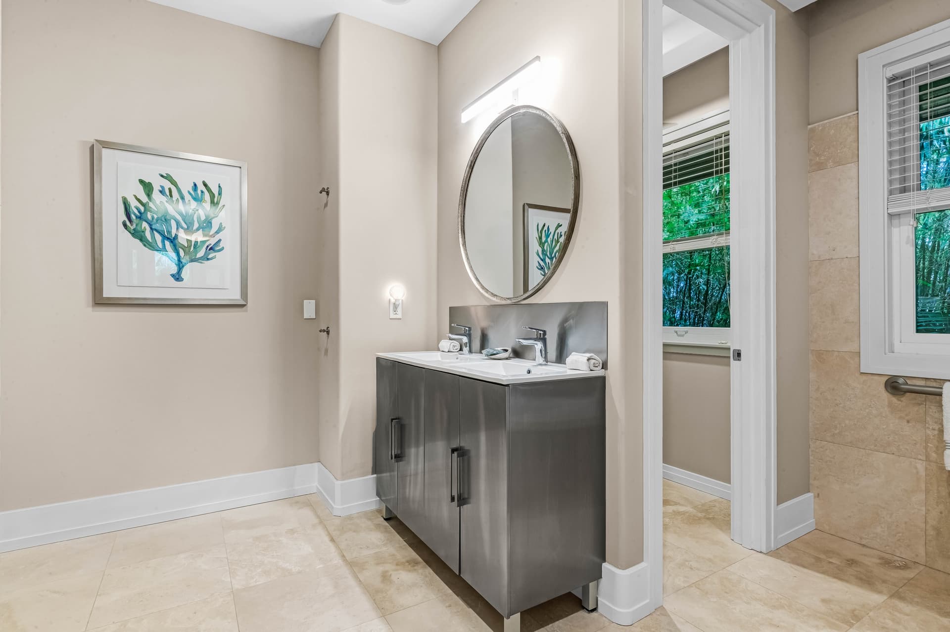 Pili Pono - Image 70