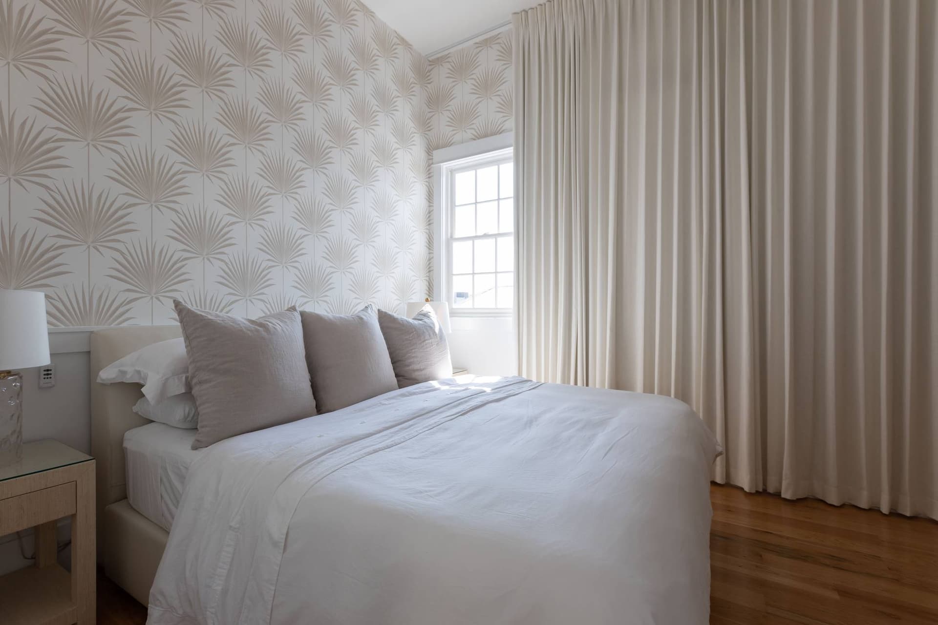 Center Stage - Image 20