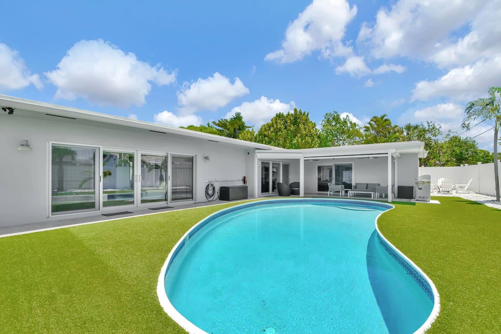 Knoll Ridge House - Image 6