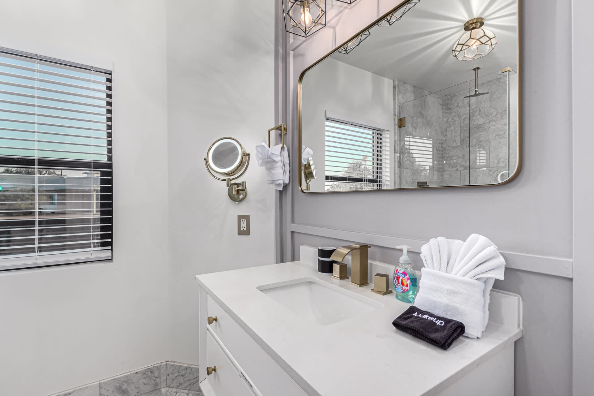 Desert Winds - Image 14