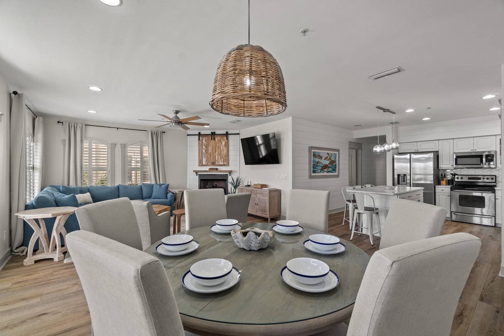 Sandy Buns - Image 13