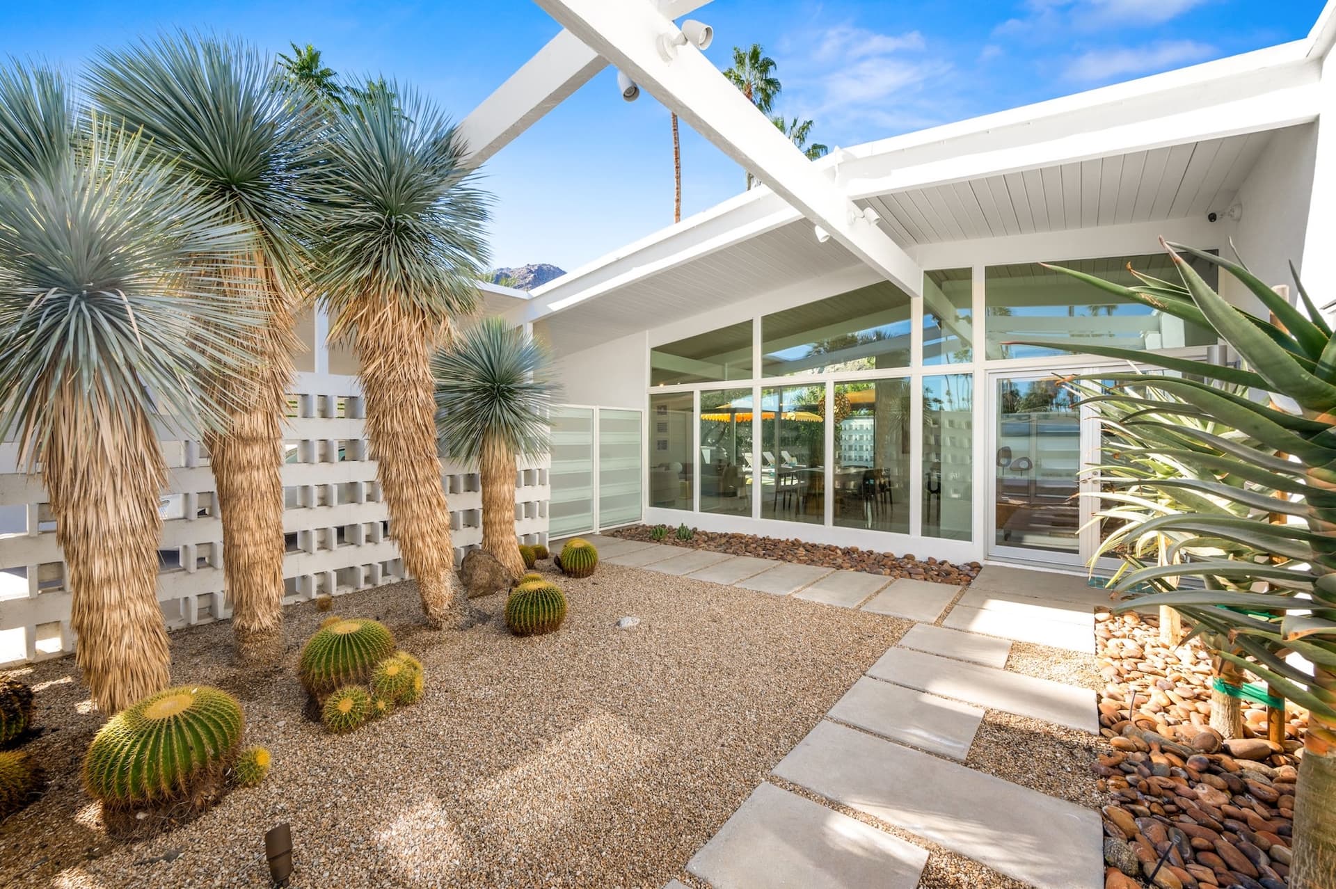 Playfair Palms - Image 6