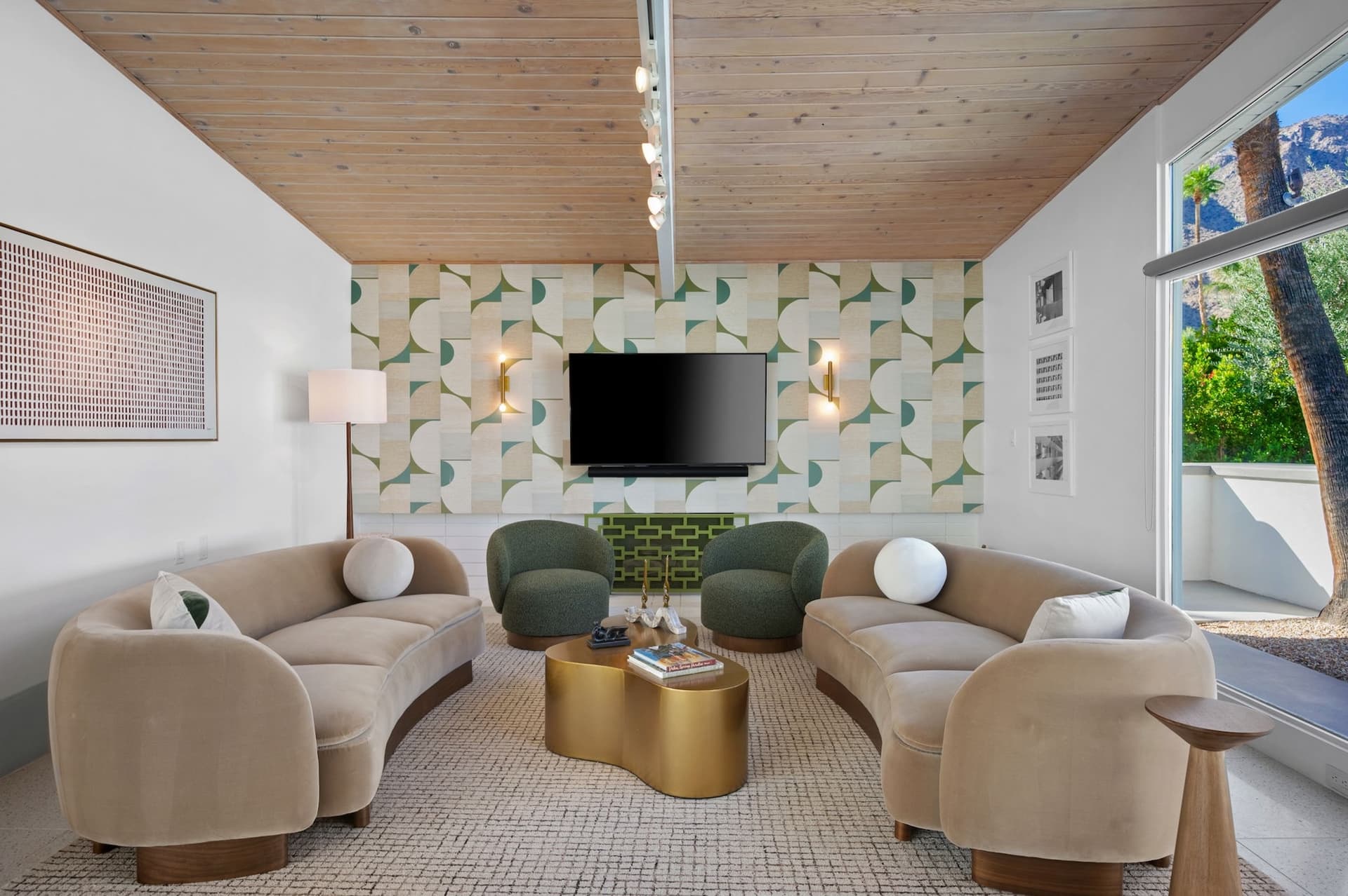 Playfair Palms - Image 4