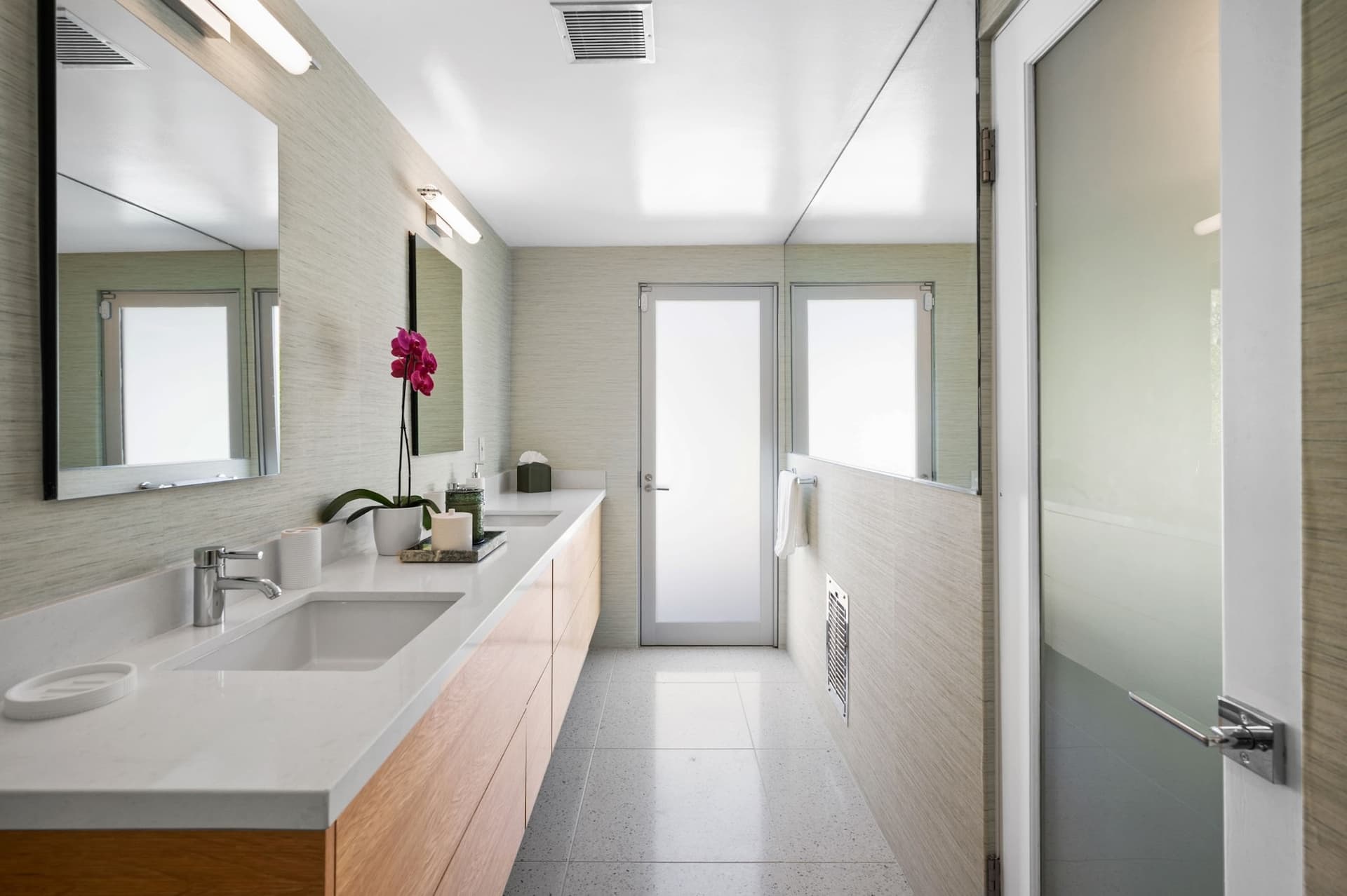 Playfair Palms - Image 29