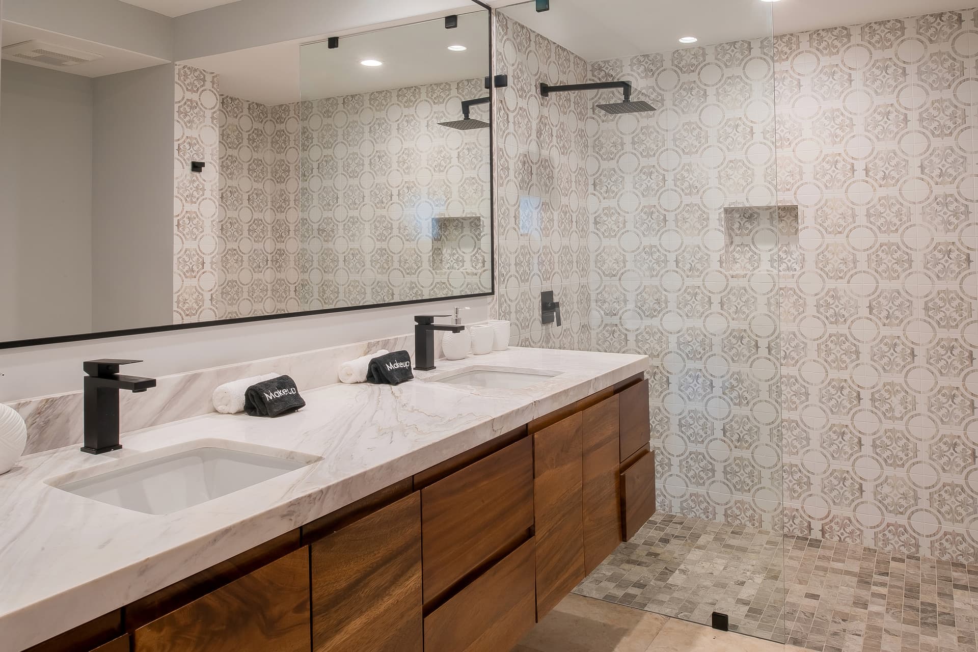 Villa Chavez - Image 21