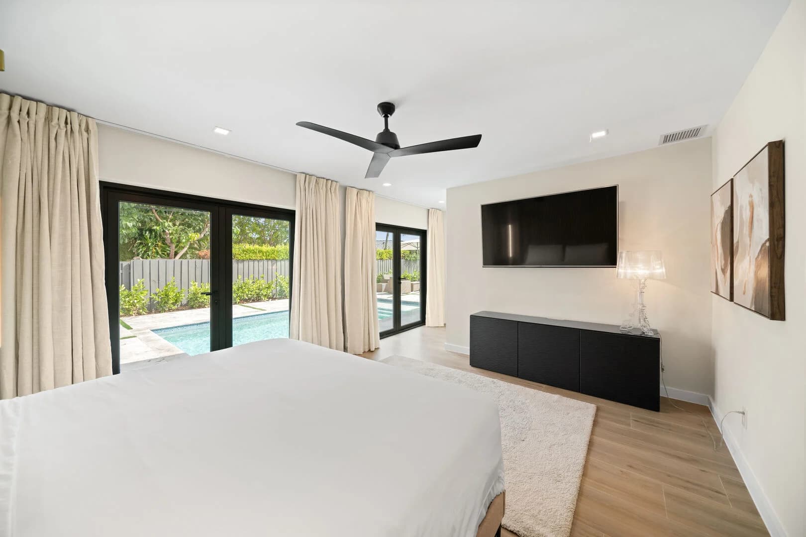 Sunstream Retreat - Image 8