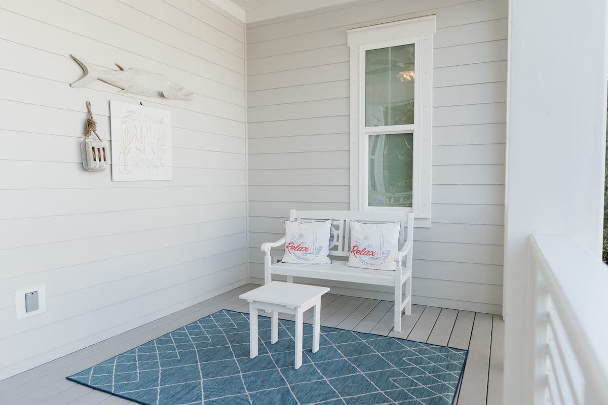 Serenity by the Sea - Image 34