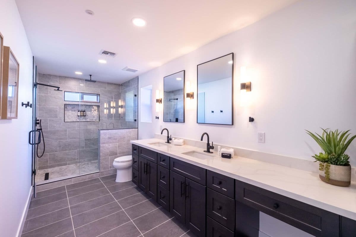 Residence at King's Place - Image 18