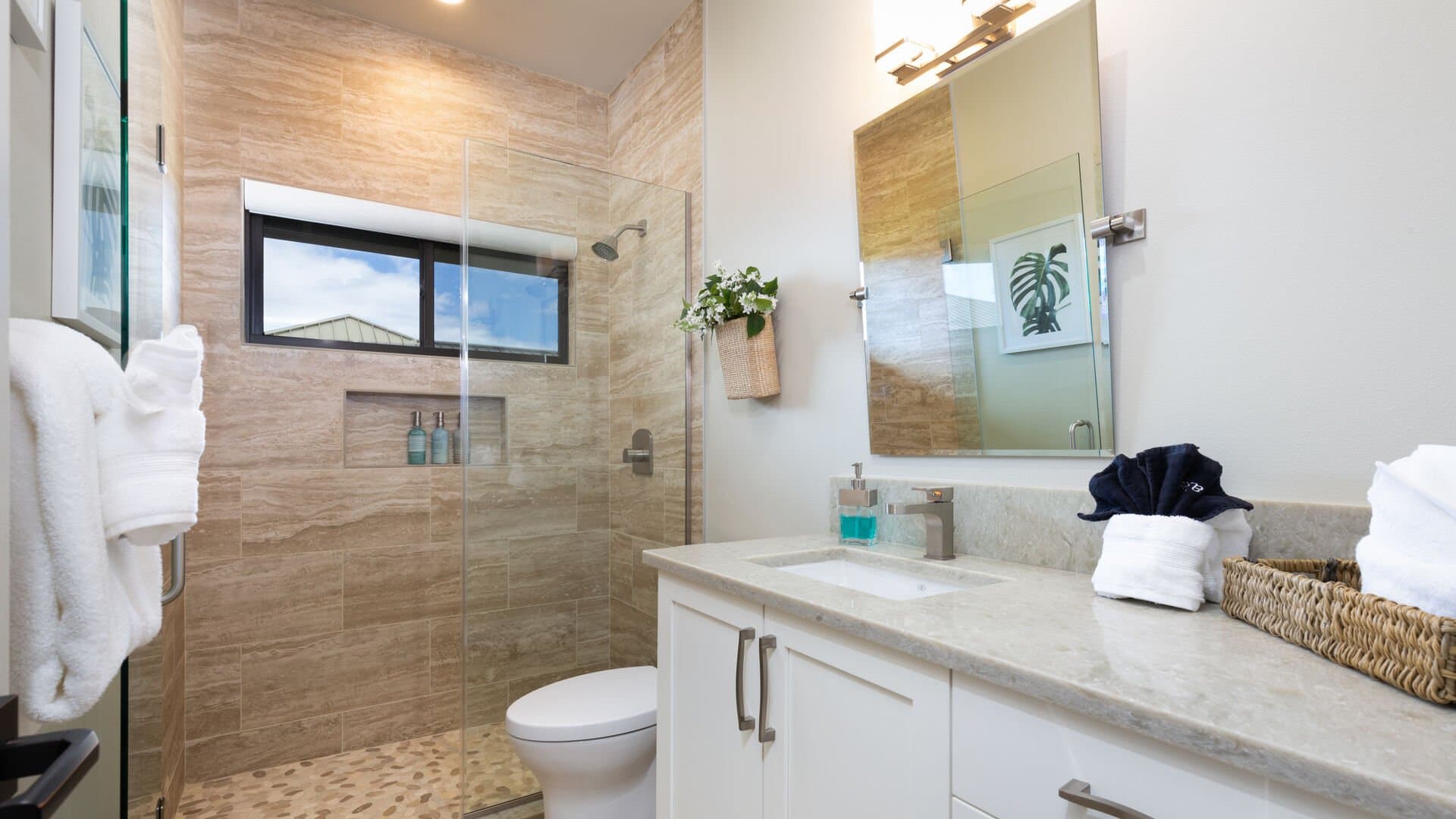 Aloha Paradise - Image 19