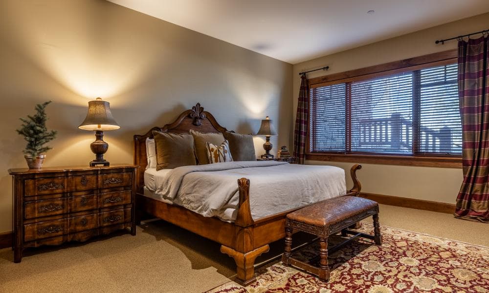 Ruby House - Image 24