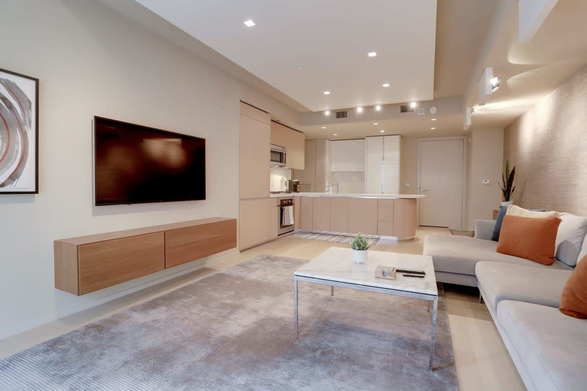 Metro Oasis - Image 16