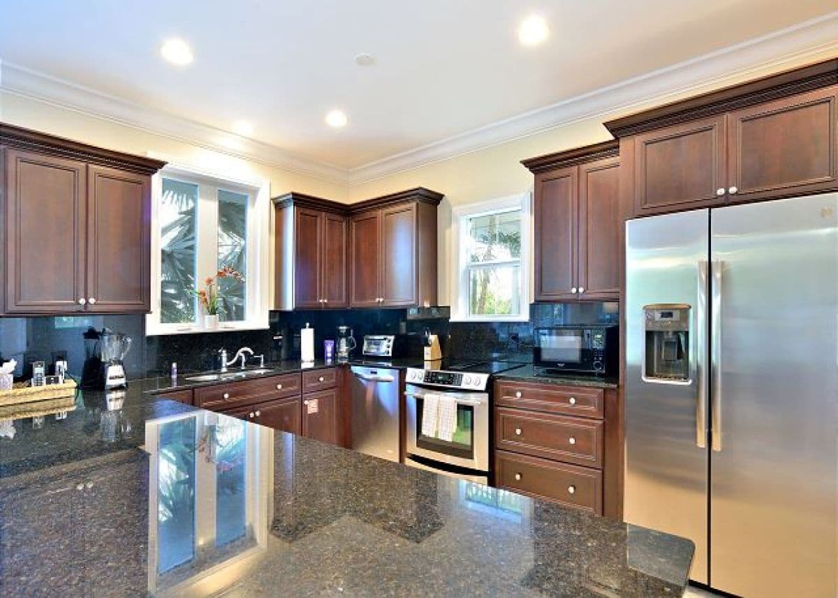 Coastal Comfort - Image 11